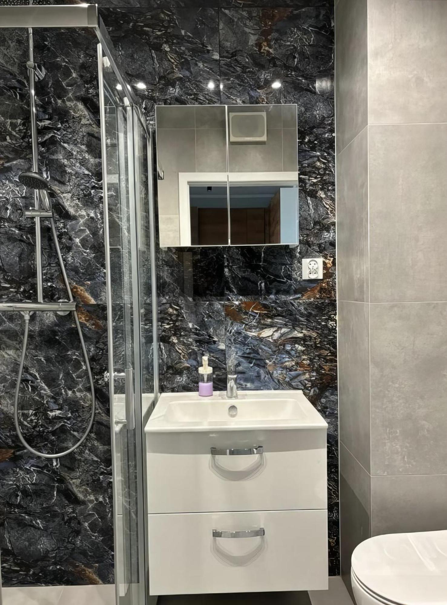 77 Wiktoryn Studio Apartman Varsó Kültér fotó